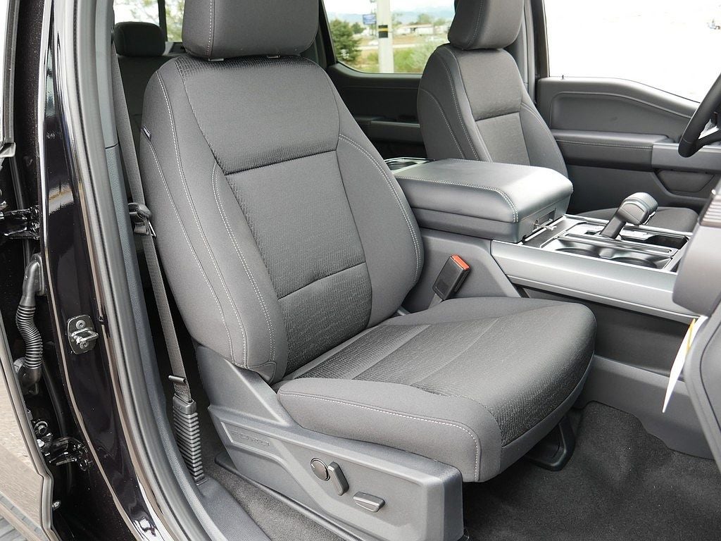 2026 Ford F-150 XLT CREW 4WD