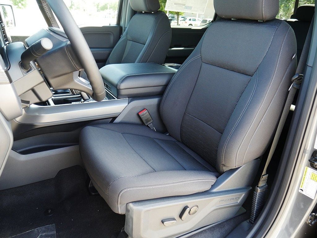 2026 Ford F-150 XLT CREW 4WD