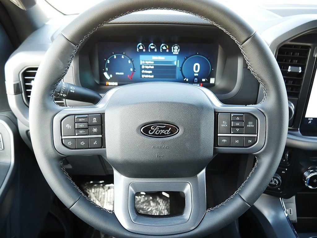 2026 Ford F-150 XLT CREW 4WD