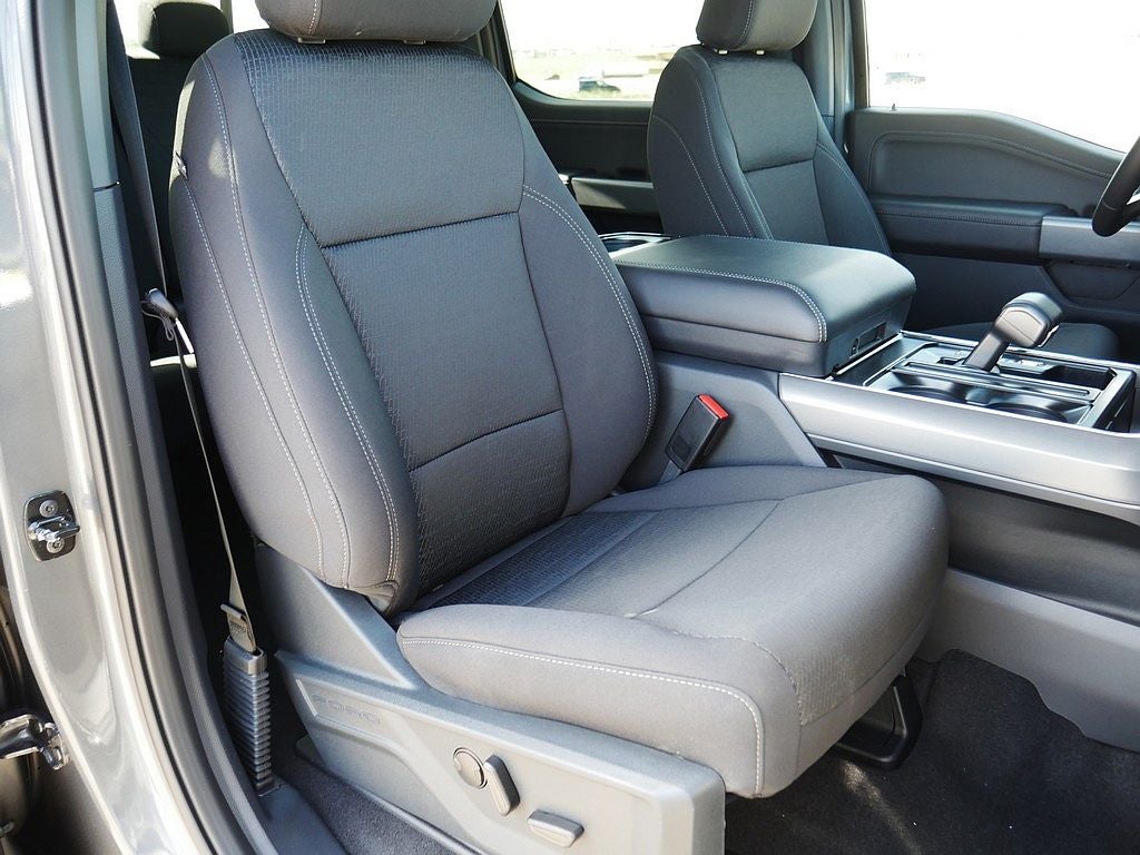 2026 Ford F-150 XLT CREW 4WD