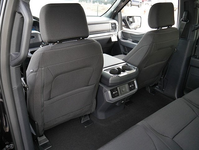 2025 Ford F-150 XLT CREW 4WD