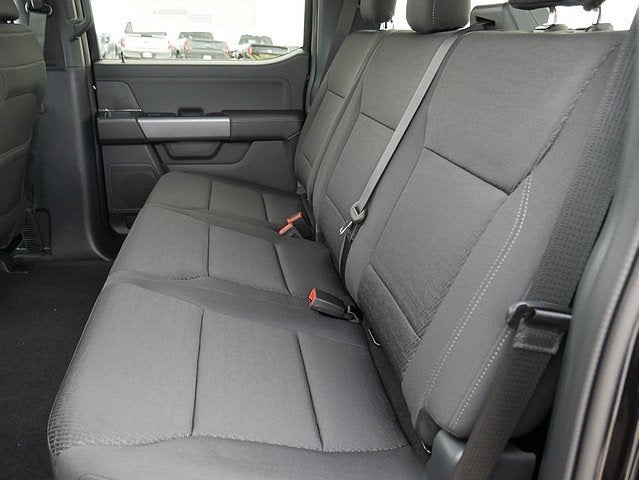 2025 Ford F-150 XLT CREW 4WD