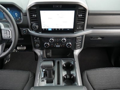 2025 Ford F-150 XLT CREW 4WD