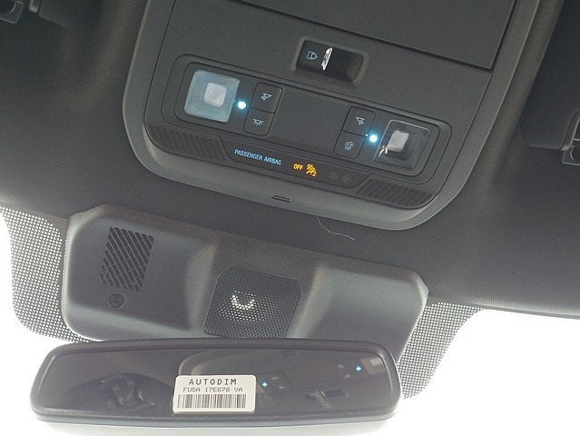 2025 Ford F-150 XLT CREW 4WD