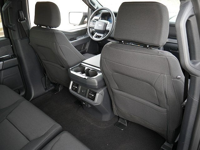 2025 Ford F-150 XLT CREW 4WD