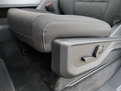 2025 Ford F-150 XLT CREW 4WD