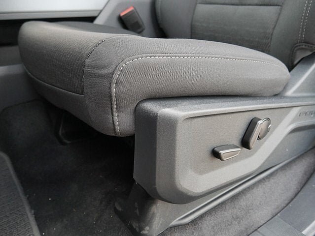 2025 Ford F-150 XLT CREW 4WD