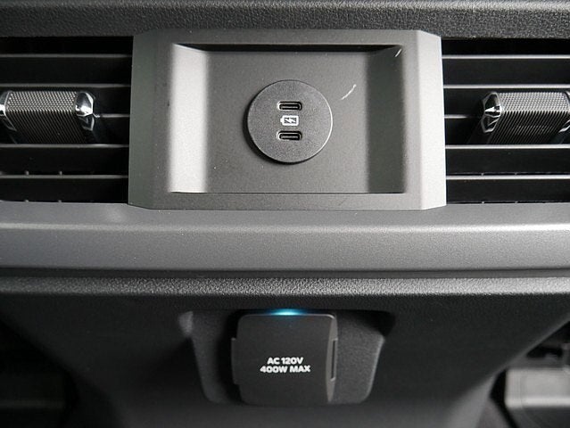 2025 Ford F-150 XLT CREW 4WD