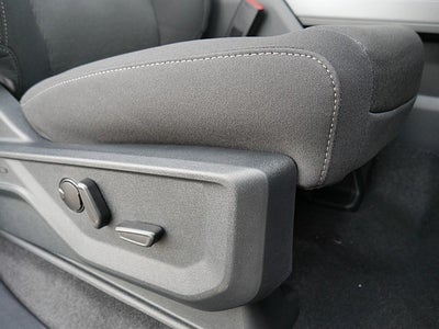 2025 Ford F-150 XLT CREW 4WD