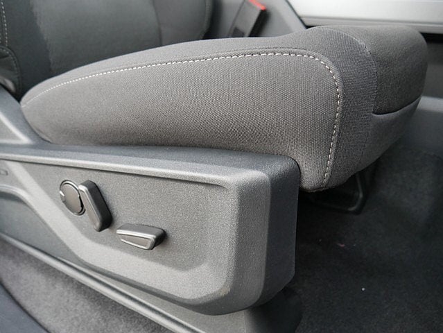 2025 Ford F-150 XLT CREW 4WD