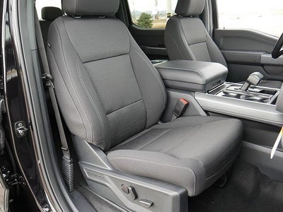 2025 Ford F-150 XLT CREW 4WD