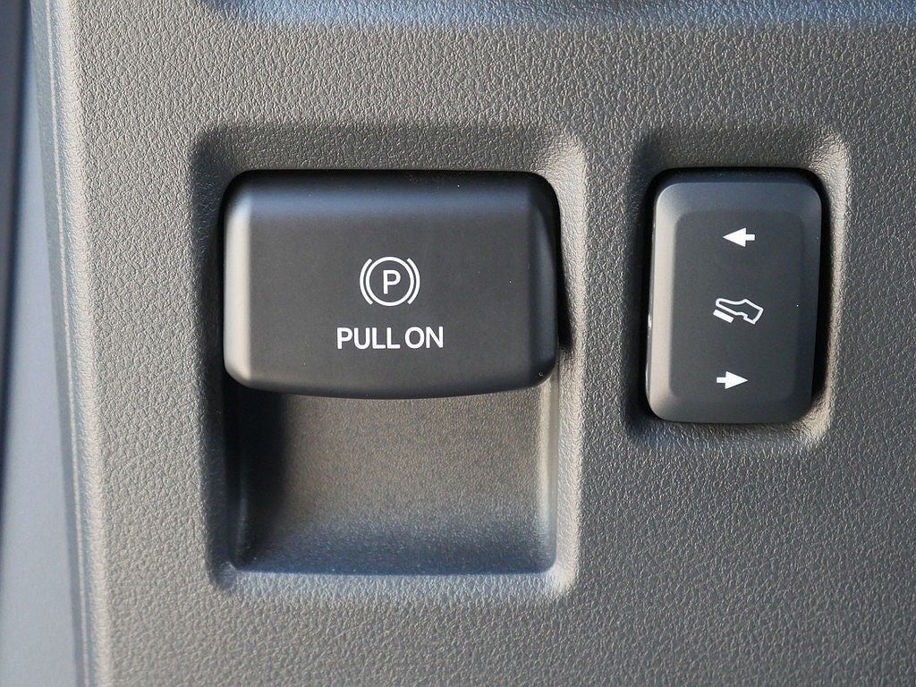 2025 Ford F-150 XLT CREW 3.5 303A