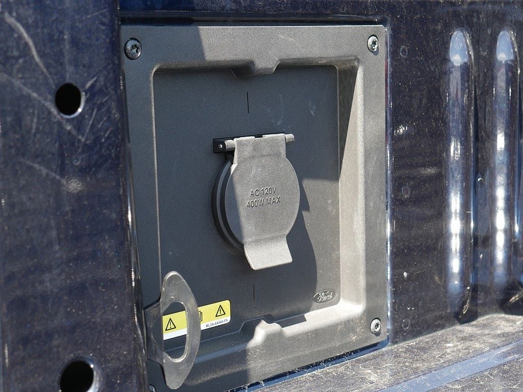 2025 Ford F-150 XLT CREW 3.5 303A
