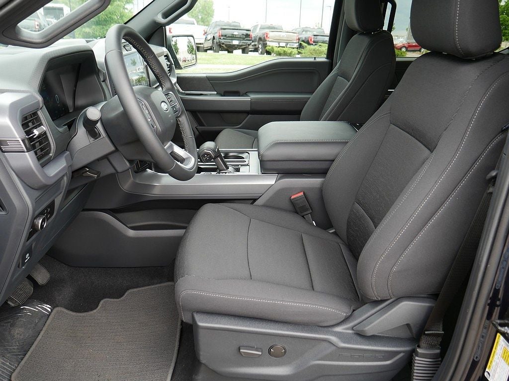 2026 Ford F-150 XLT CREW 4WD