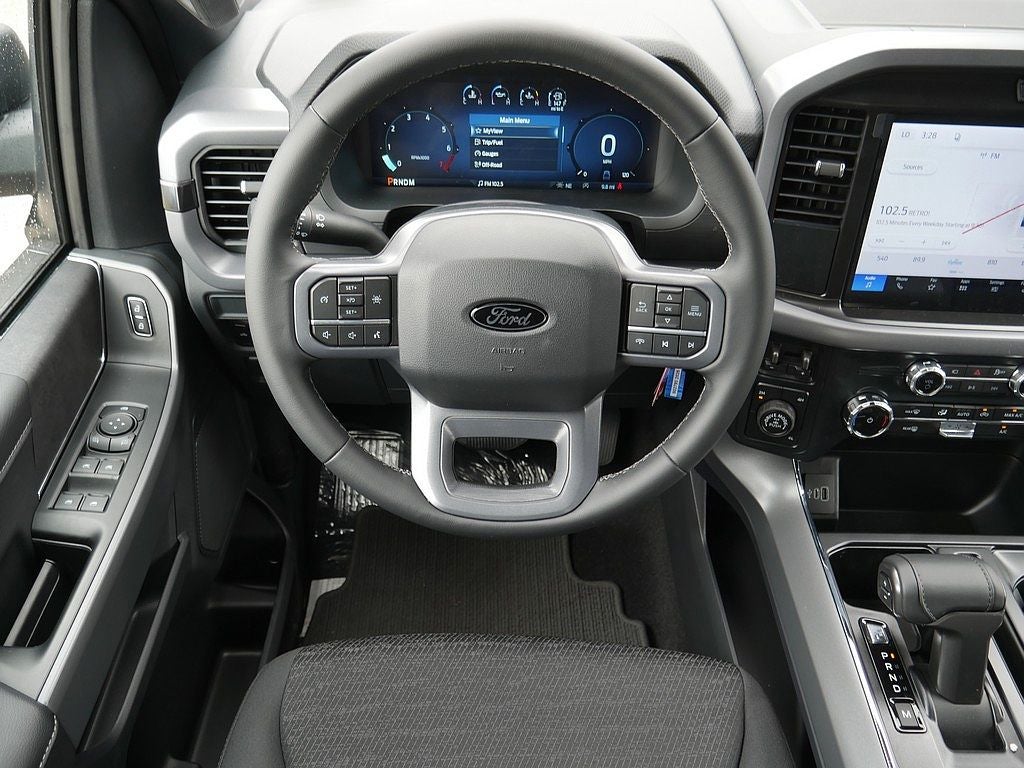 2026 Ford F-150 XLT CREW 4WD