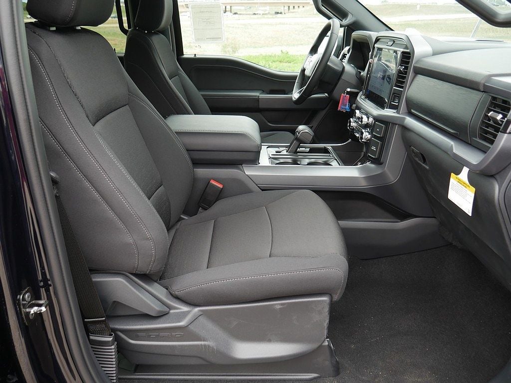 2026 Ford F-150 XLT CREW 4WD