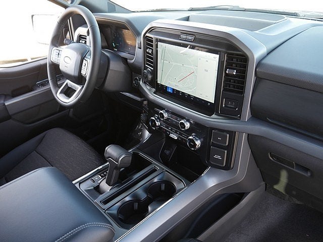 2026 Ford F-150 XLT CREW 4WD