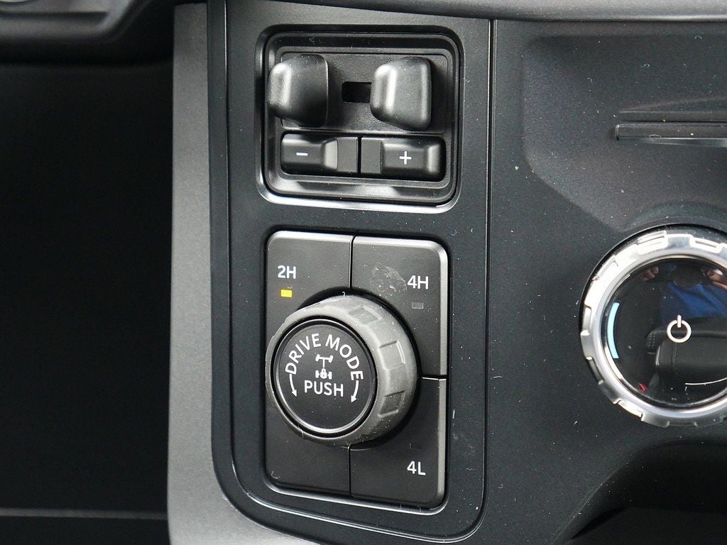 2026 Ford F-150 XLT CREW 4WD