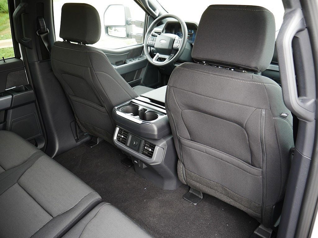 2026 Ford F-150 XLT CREW 4WD