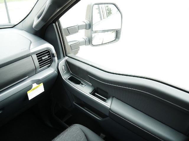 2026 Ford F-150 XLT CREW 4WD