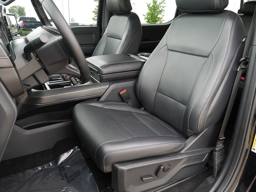 2024 Ford F-150 XLT CREW 3.5 303A