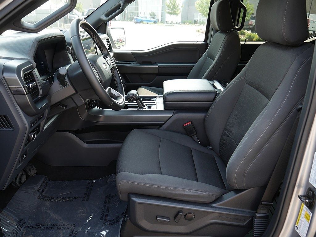 2024 Ford F-150 XLT CREW 3.5 PB