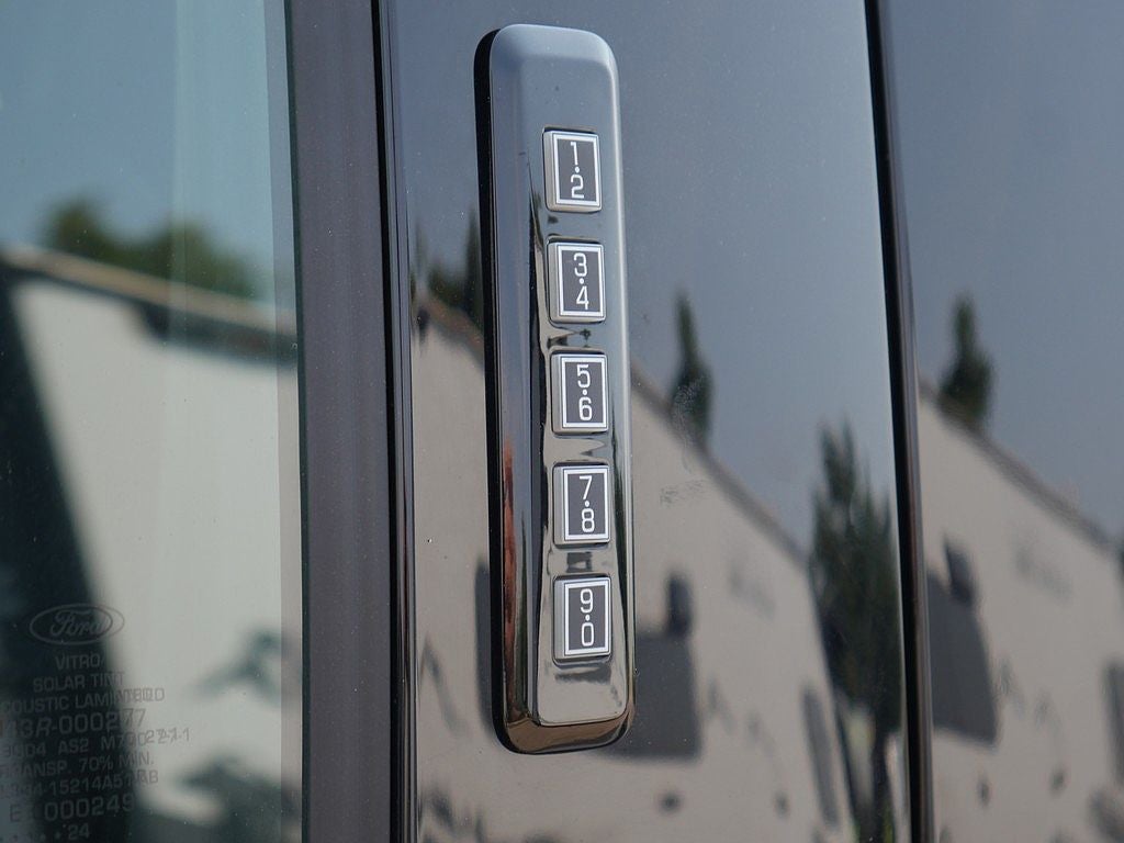 2024 Ford F-150 XLT CREW 3.5 PB