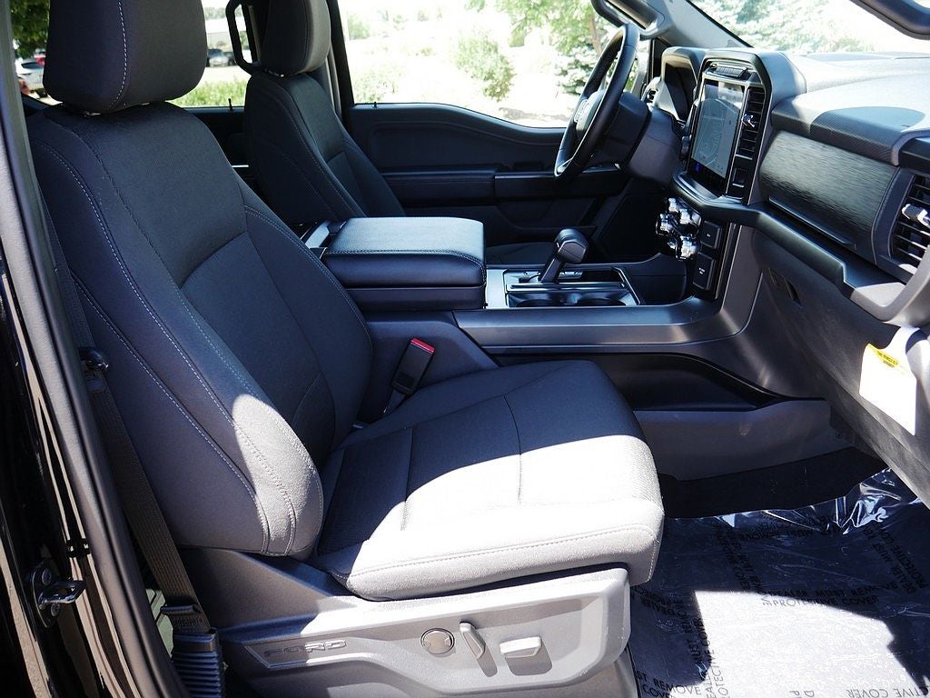 2024 Ford F-150 XLT CREW 3.5 PB