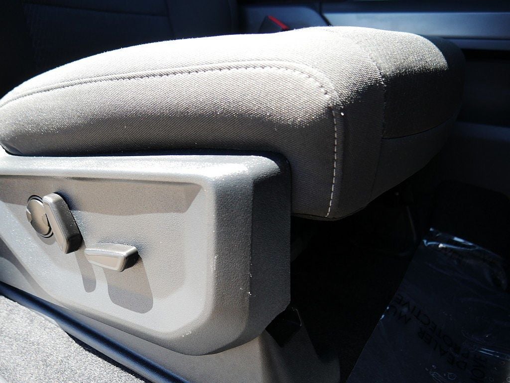 2024 Ford F-150 XLT CREW 3.5 PB