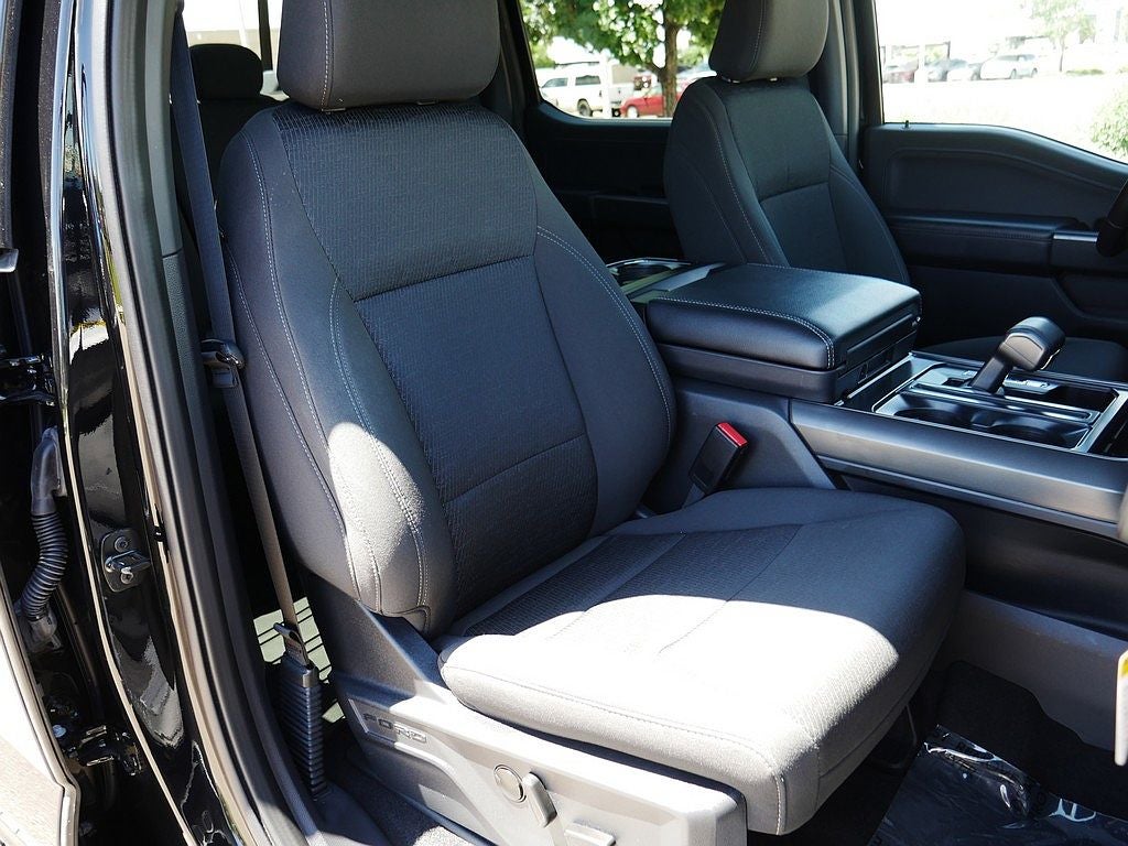 2024 Ford F-150 XLT CREW 3.5 PB