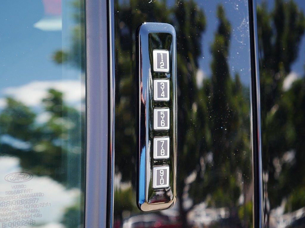 2024 Ford F-150 XLT CREW 3.5 PB
