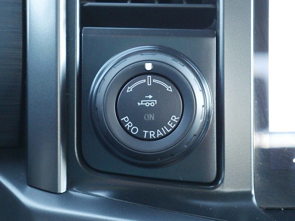 2024 Ford F-150 XLT CREW 3.5 PB 303A