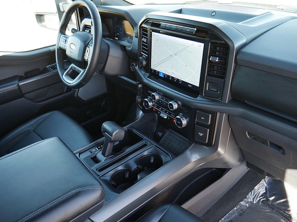 2024 Ford F-150 XLT CREW 3.5 PB 303A