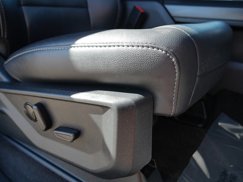 2024 Ford F-150 XLT CREW 3.5 PB 303A