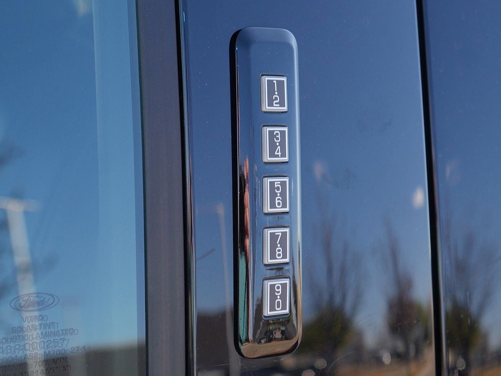 2024 Ford F-150 XLT CREW 3.5 PB 303A