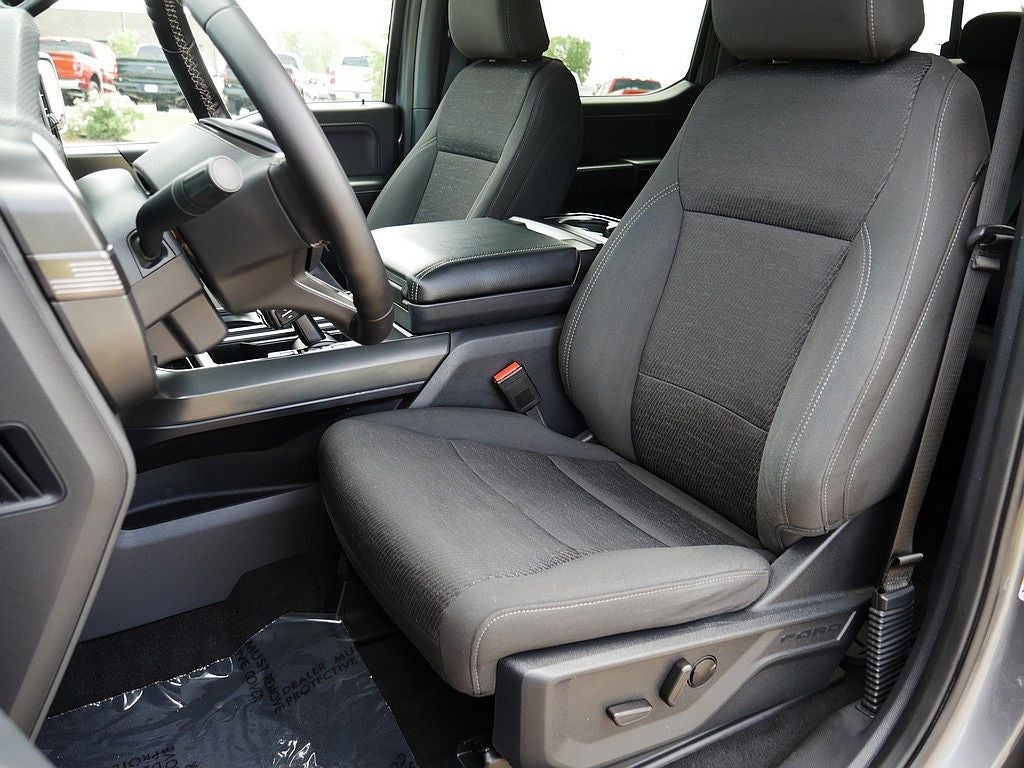 2024 Ford F-150 XLT CREW 3.5 PB