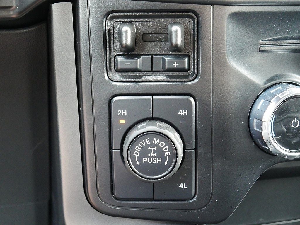 2024 Ford F-150 XLT CREW 3.5 PB
