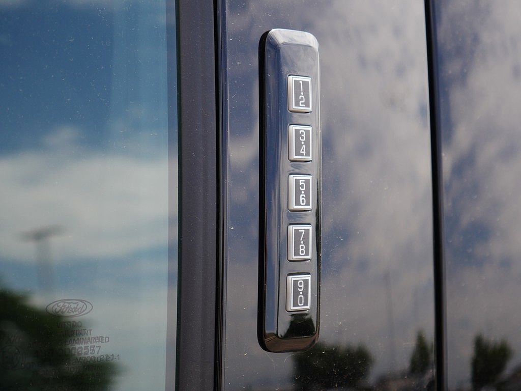 2024 Ford F-150 XLT CREW 3.5 PB