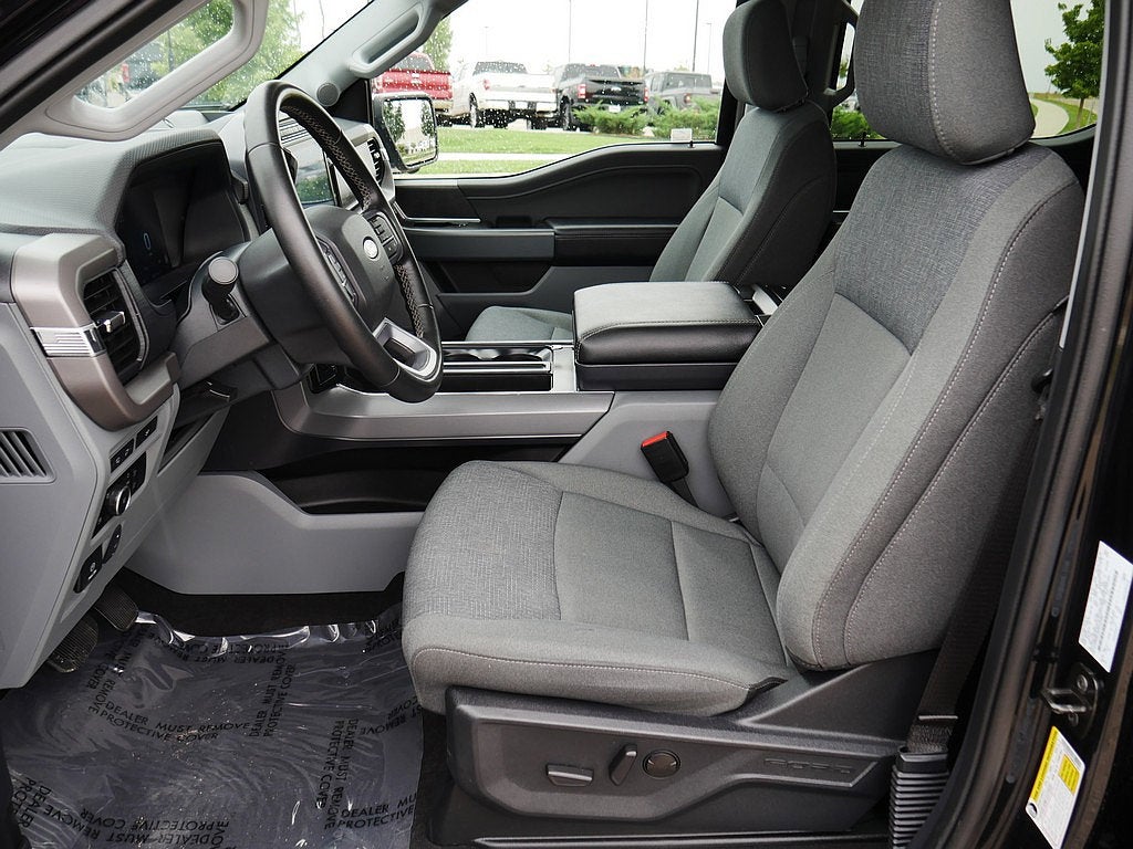 2024 Ford F-150 XLT CREW 3.5 PB 303A