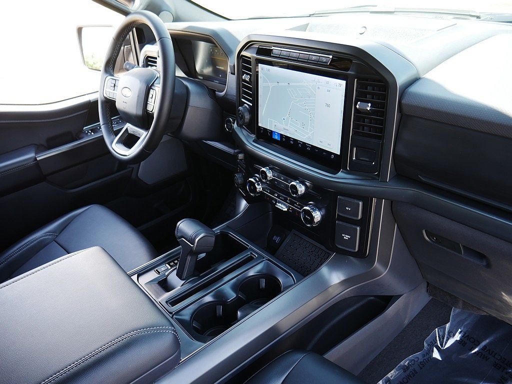 2024 Ford F-150 XLT CREW 3.5 PB 303A
