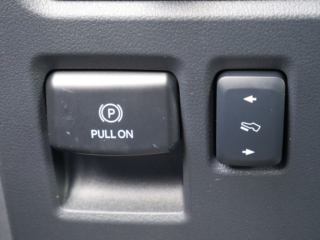 2025 Ford F-150 Tremor CREW 5.0 402A