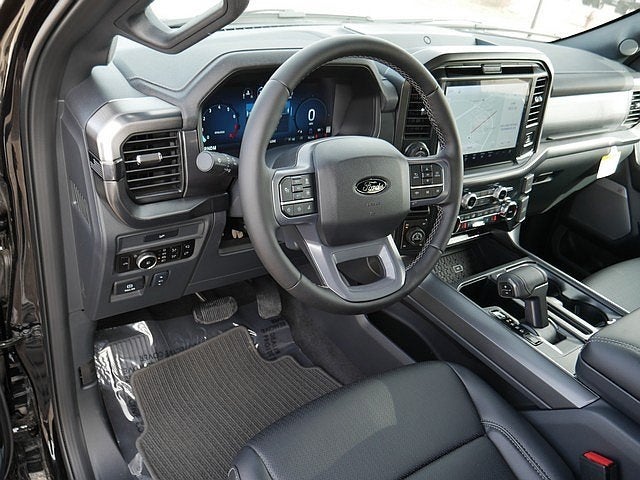 2026 Ford F-150 Lariat CREW 4WD