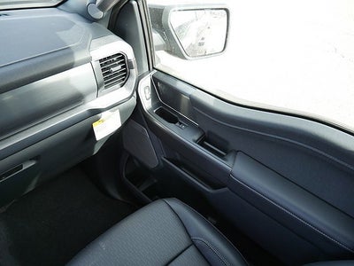 2026 Ford F-150 Lariat CREW 4WD