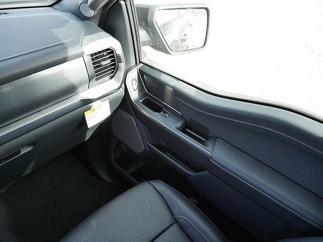 2026 Ford F-150 Lariat CREW 4WD