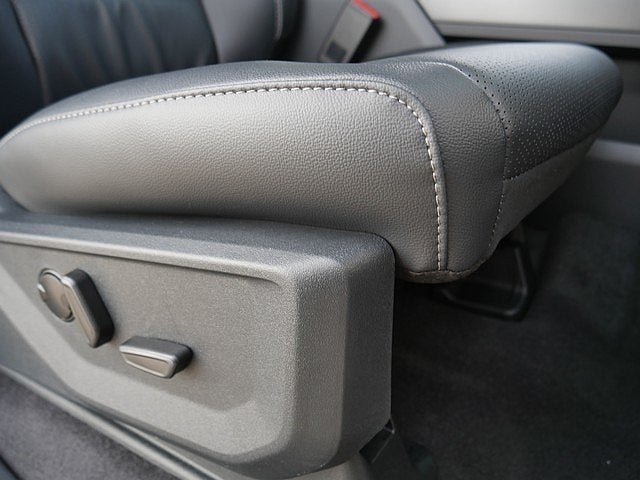 2026 Ford F-150 Lariat CREW 4WD