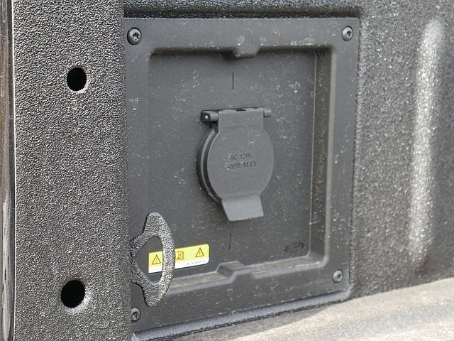 2026 Ford F-150 Lariat CREW 4WD