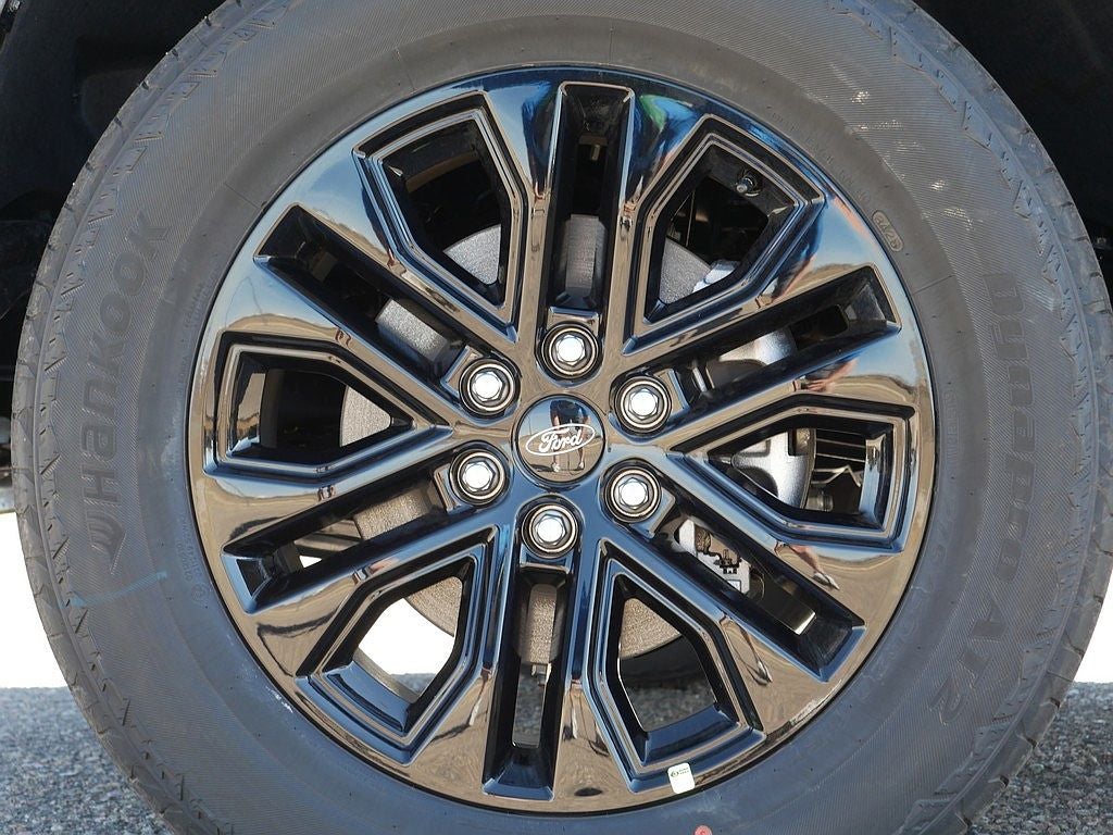 2026 Ford F-150 Lariat CREW 4WD
