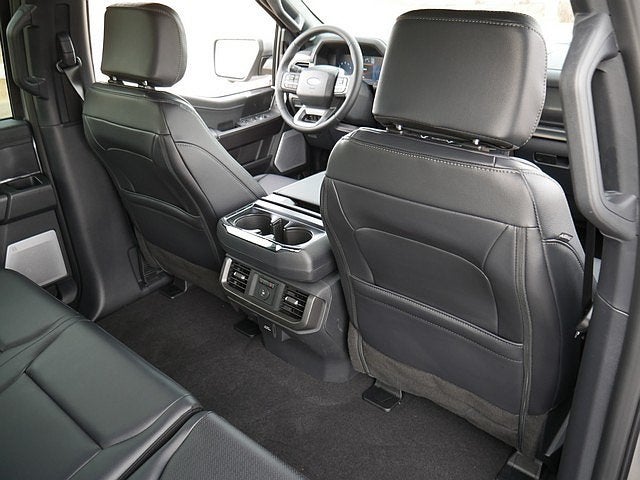 2026 Ford F-150 Lariat CREW 4WD