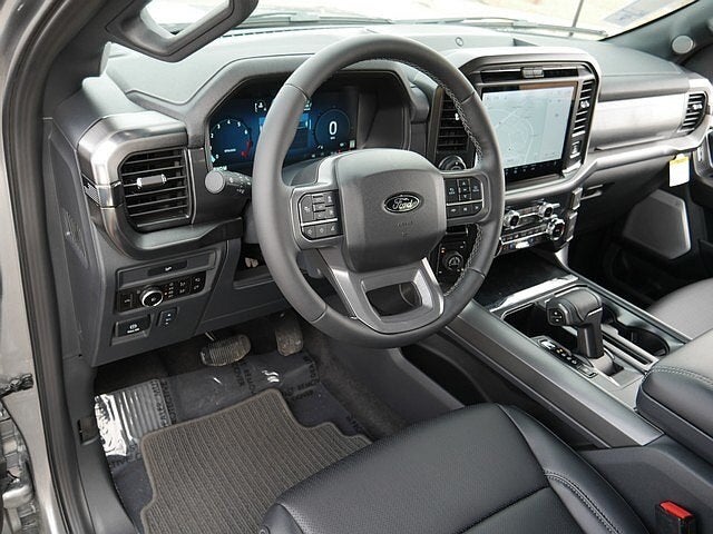 2026 Ford F-150 Lariat CREW 4WD