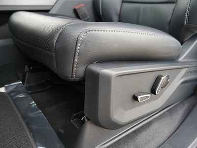 2026 Ford F-150 Lariat CREW 4WD